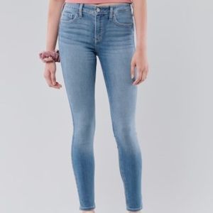 Hollister high rise skinny jeans